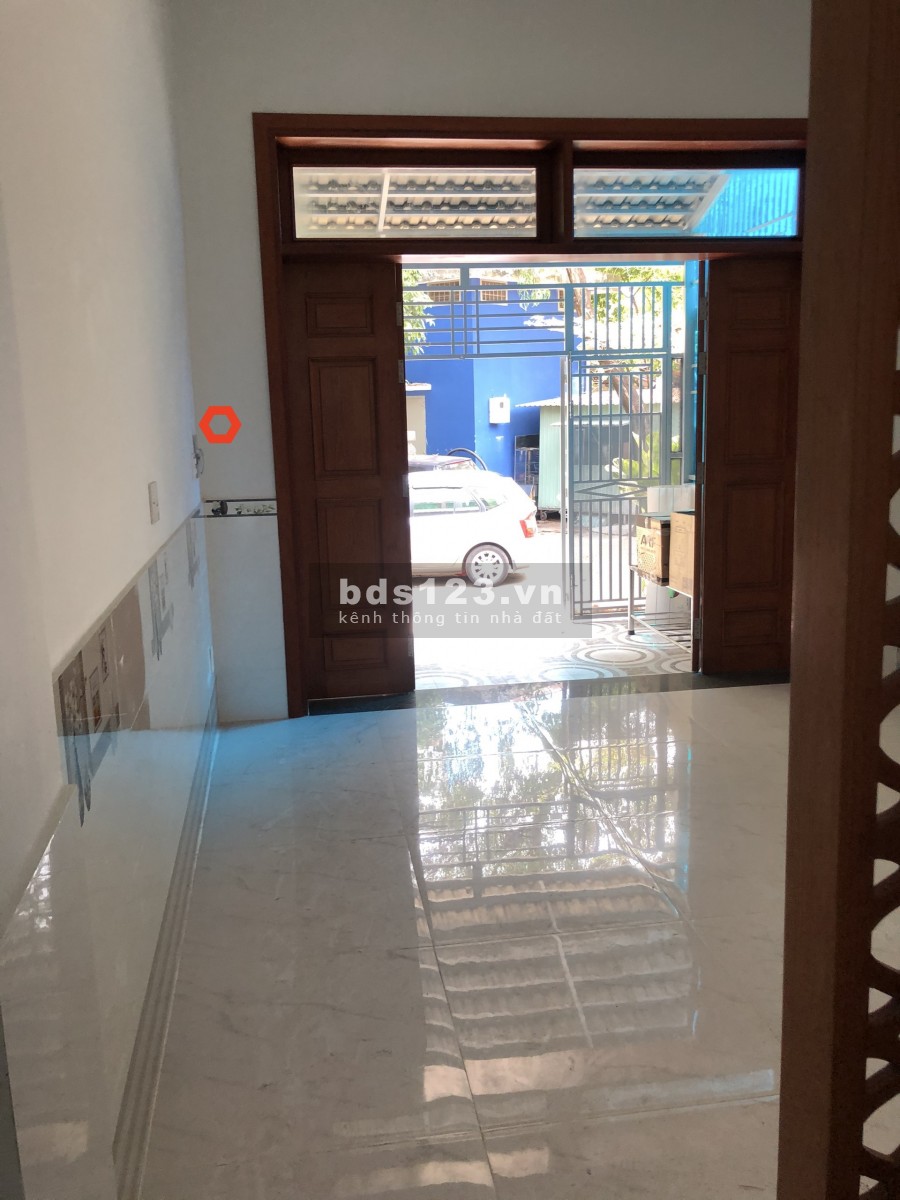 HXH D2 Nối dài 4x12m trệt, 3lầu, 5pn, 4wc. Nhà mới 100%