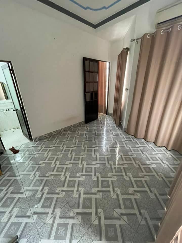 Qúa Rẻ Quận 7,Nguyễn Văn Linh,45m2,4 tầng,Gía 5,6 tỷ
