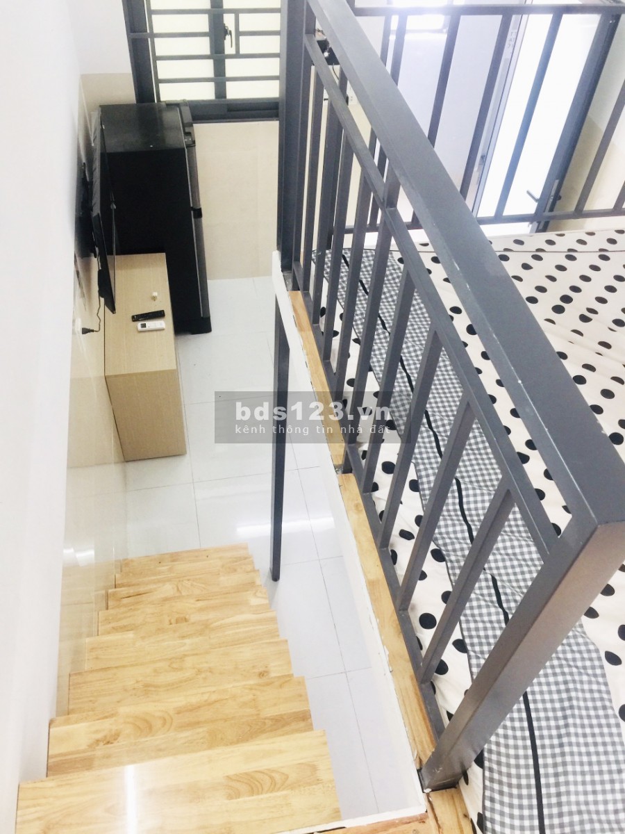 Căn hộ có gác full nội thất trống vào cuối tháng 5/2021 - giảm giá cực mạnh - chỉ 4tr3
