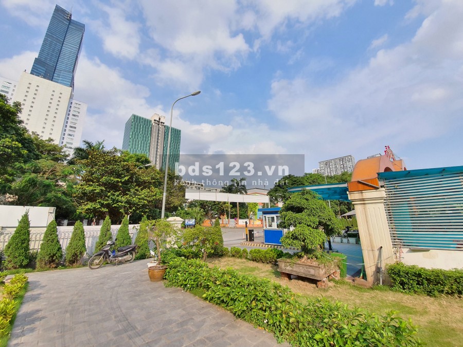 Chính chủ cho thuê mặt bằng kinh doanh và kho chứa hàng tại công viên Mễ Trì Hạ, Nam Từ Liêm, HN. Lh:077.23.66666