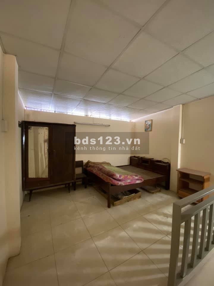 Bán nhà Tân Hương, Tân Phú, 64m2, HXH, Gần chợ Tân Hương, giá rẻ.