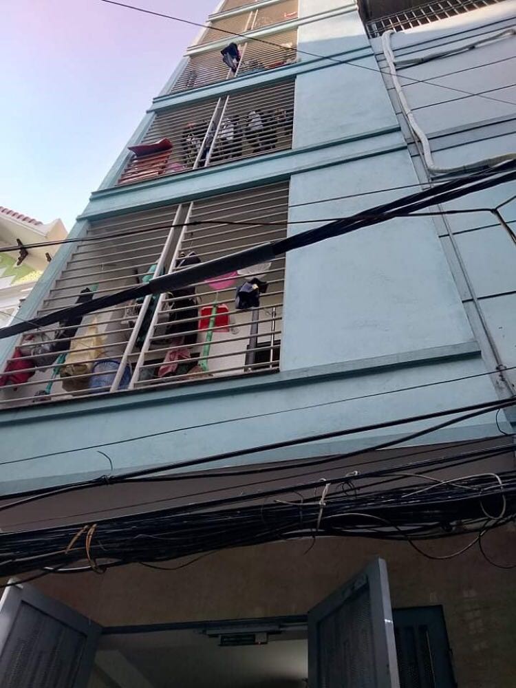 Bán chung cư mini Tân Triều, 40m ra Nguyễn Xiển, 48m2 x 6 tầng, 10 phòng ngủ khép kín