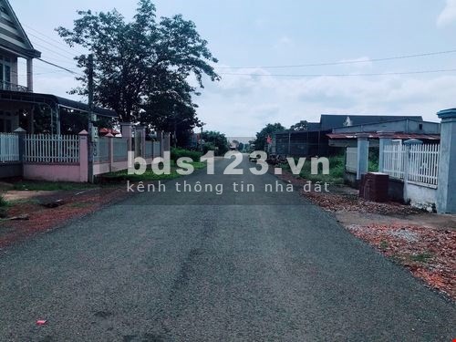 Bán vài lô đất ngay trung tâm hành chính, đường mặt tiên 19m, thổ cư, sổ hồng riêng