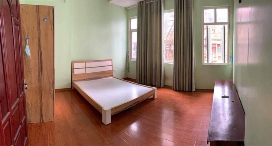 Chủ chuyển Biệt thự bán gấp nhà Phương Mai ( Đống Đa) nhỉnh 5 tỷ.