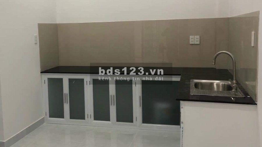 Nhà 100m2 Lạc Long Quân Q. Tân Bình 1 trệt 1 lầu chỉ 4 tỷ