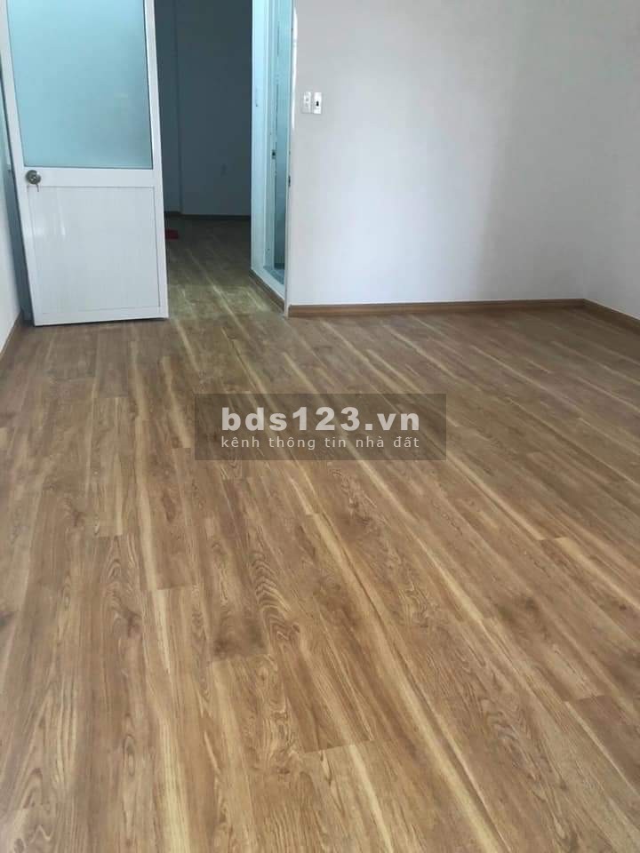 Nhà 100m2 Lạc Long Quân Q. Tân Bình 1 trệt 1 lầu chỉ 4 tỷ