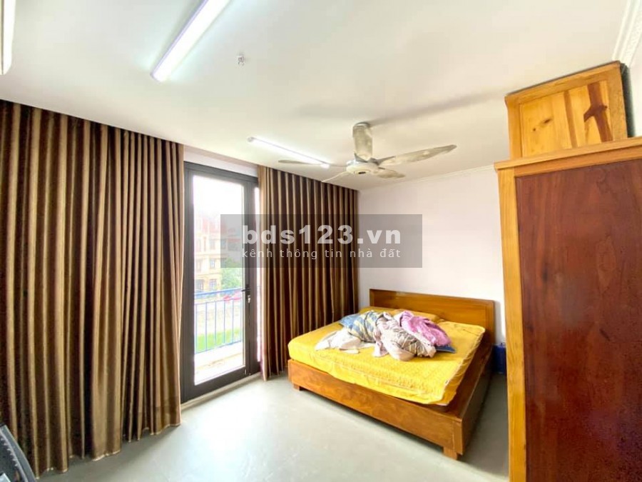 NHÀ ĐẸP VIEW HỒ GARA Ô TÔ KINH DOANH! Ngọc Lâm, Long Biên 75M2x5T, hơn 9 tỷ. 0977611089