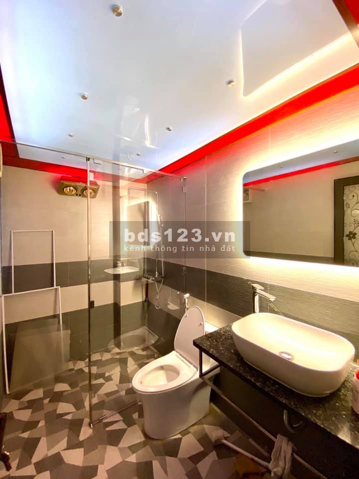 NHÀ ĐẸP VIEW HỒ GARA Ô TÔ KINH DOANH! Ngọc Lâm, Long Biên 75M2x5T, hơn 9 tỷ. 0977611089