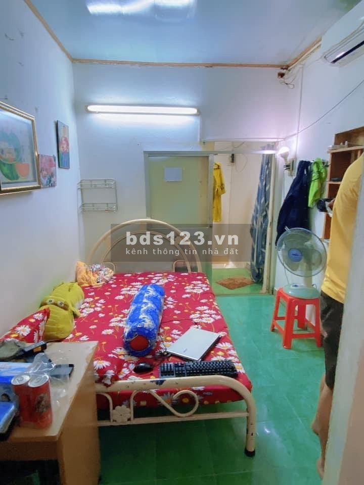 Bán nhà Quận 3 – Chính chủ - Ngập ngân hàng 2Tỷ Đường Điện Biên Phủ Phường 3 chỉ 3Tỷ8