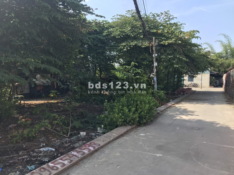 Bán nhanh lô đất HXH đường 963 Phú Hữu- DT: 54m2- 2.9 tỷ