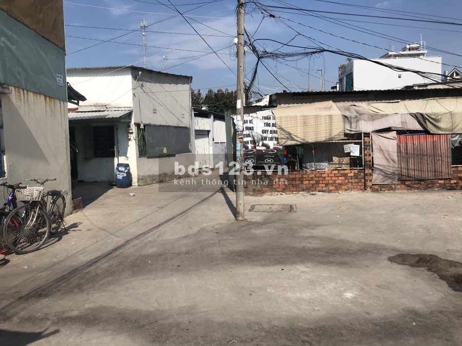 Bán nhanh lô đất HXH đường 963 Phú Hữu- DT: 54m2- 2.9 tỷ