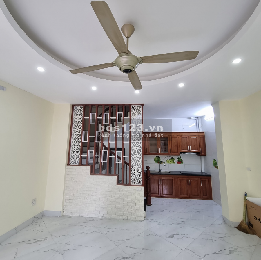 Bán Nhà Thụy Phương 38m2, Ôtô Tải Tránh, Kinh Doanh, 2.98 tỷ. T.Phương: 0941111357