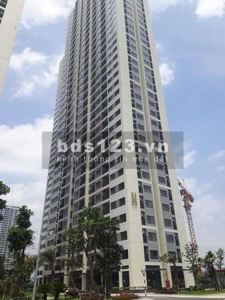 Chính chủ cần bán căn Studio tầng cao, view hồ bơi cảnh quan cực đẹp, hướng Đông Nam mát mẻ