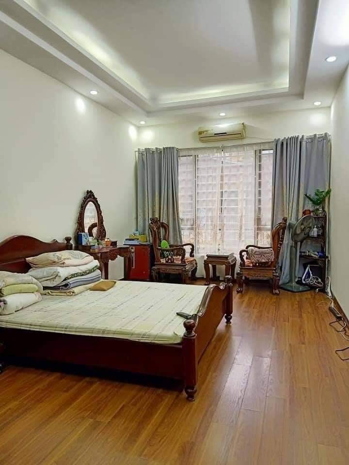 Tây Sơn 0962458616 CỰC HIẾM NHỎ XINH LUNG LINH, MUA NGAY Ở NGAY, 35 M2 x 3 tầng hơn 3 tỷ cực rẻ cực hiếm.Ô tô vào nhà