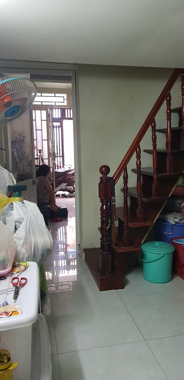 Theo con Đi Úc Bán Nhà Điện Biên Phủ, Quận 10, 3 Tầng, 2 Phòng Ngủ, giá 2 tỷ 8