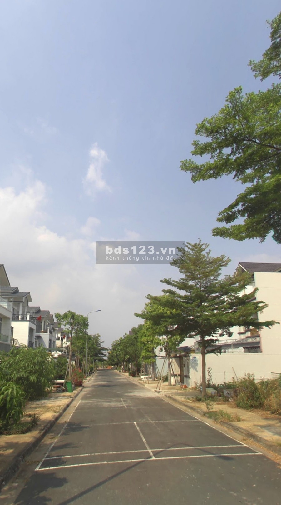 ViB thanh lý nền đất KDC Hoàng Gia Phương Nam, Quận 7, giá 9.8 tỷ DT 180m2 - 200m2