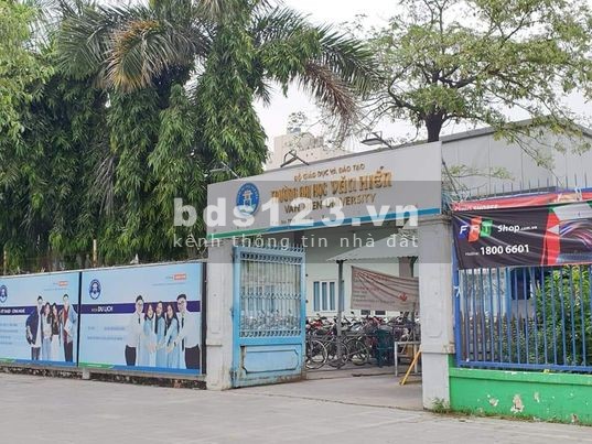 Giá chỉ còn 5,3 tỷ cho DT 92m.Kẹt tiền bán gấp nhà Kênh Tân Hóa quận Tân Phú.
