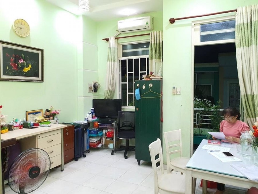 Nhà Hẻm Xe Hơi Thông, Chỉ 6.6 Tỷ, 3 Tầng 4 PN, Lạc Long Quân, Tân Bình