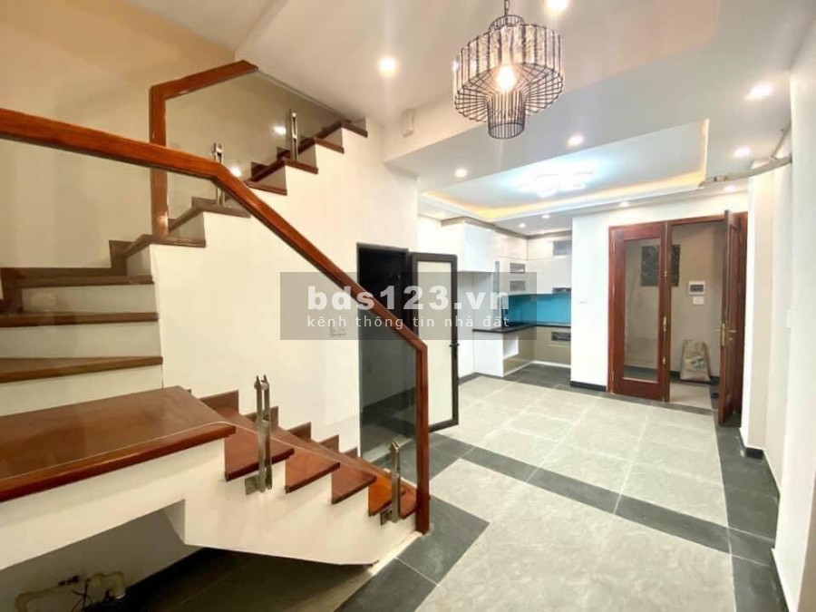 CÓ 1 KHÔNG 2!!! Bán nhà phố Lâm Hạ, Ôtô đỗ cửa, 56m2, chỉ hơn 4 tỷ