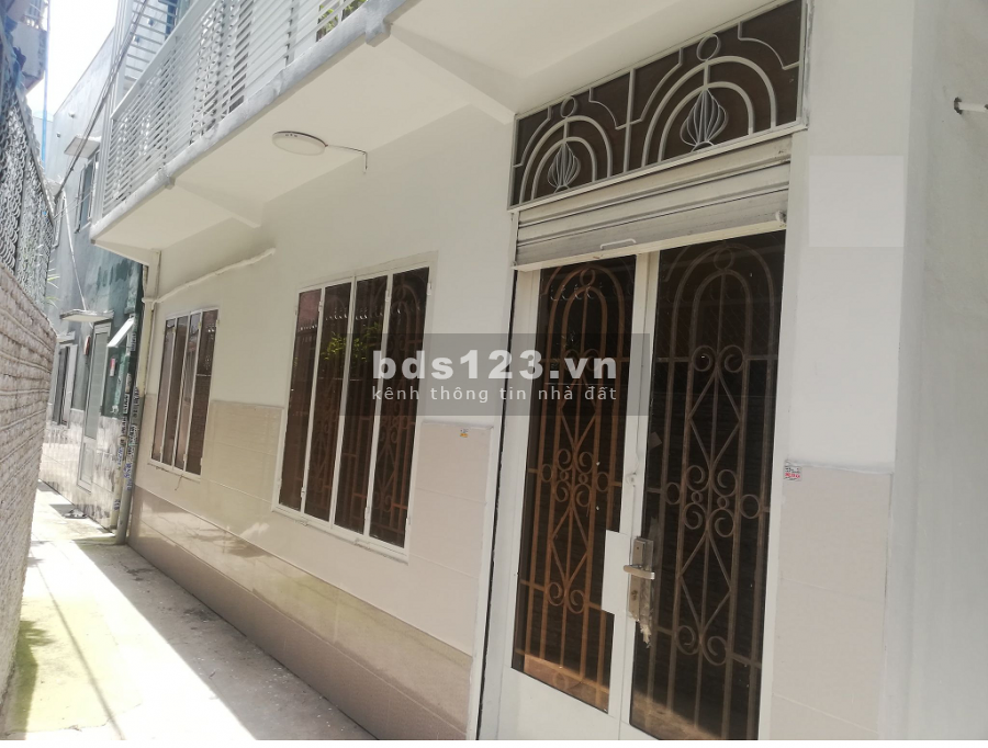 Nhà chiều ngang rộng 7,5 mét, giáp đại lộ Phạm Văn Đồng bán nhanh 3,65 tỷ