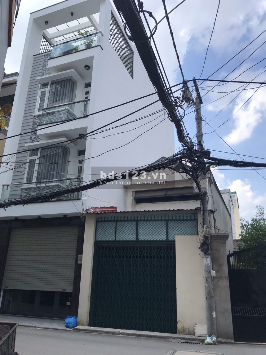 Bán nhanh nhà HXH, Thích Quảng Đức P.5/Q.Phú Nhuận. Trệt, Lửng. DT: 58m2. Giá: 6.30 tỷ