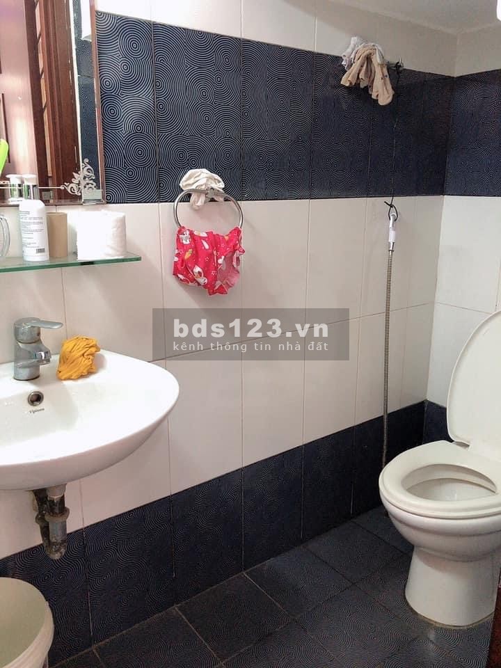 Bán nhà đường Cống Lở, Tân Bình 48m2 4 tầng giá 5 tỷ.