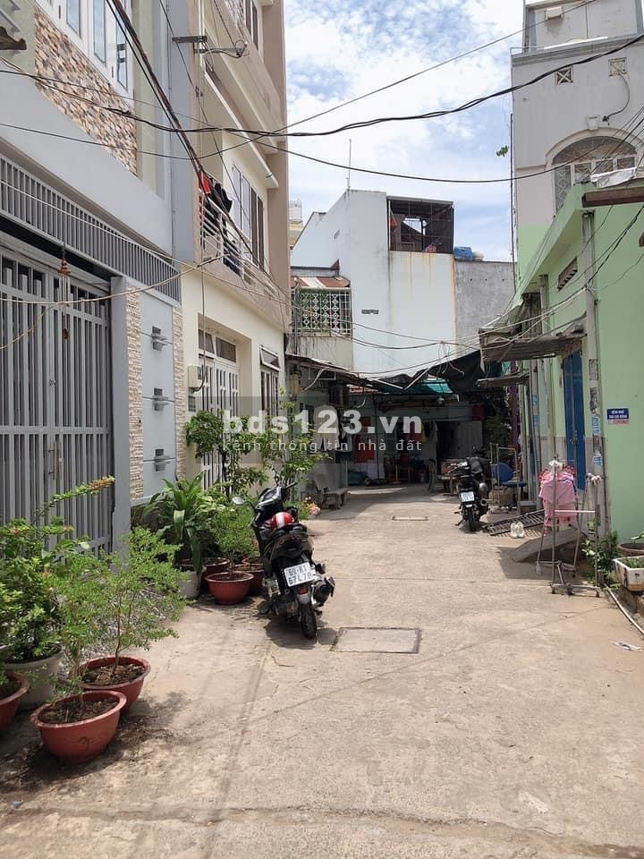 Bán nhà đường Cống Lở, Tân Bình 48m2 4 tầng giá 5 tỷ.