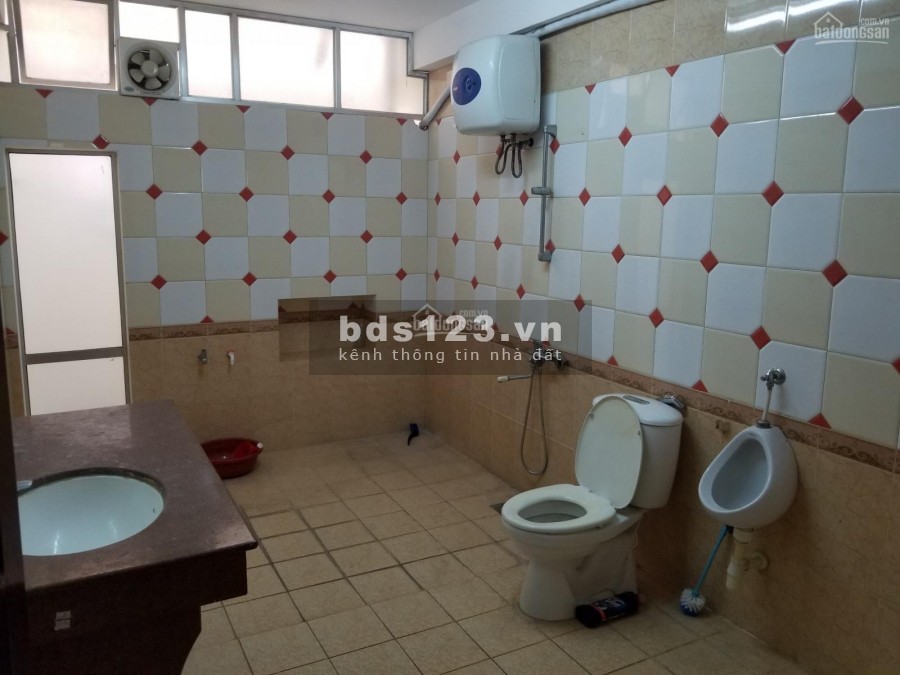 Cho thuê nhà mặt tiền đường lê lợi hải châu đà nẵng giao với đống đa 4 tầng