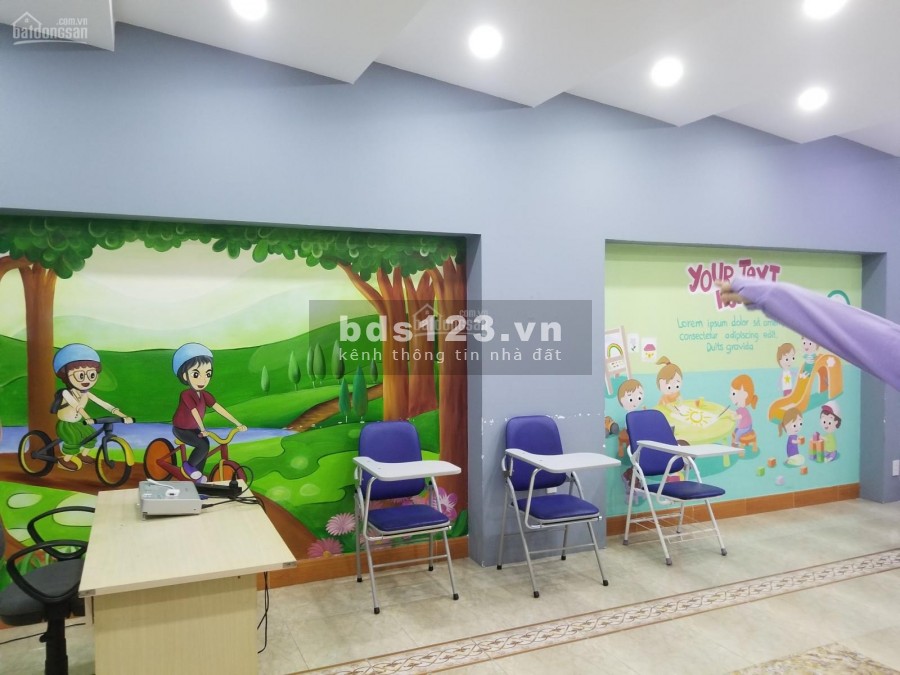 Cho thuê nhà mặt tiền đường lê lợi hải châu đà nẵng giao với đống đa 4 tầng