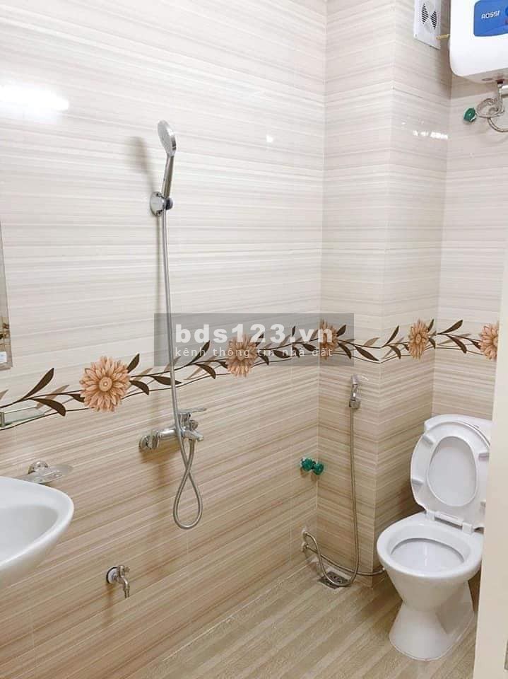 Ô TÔ GẦN, NHÀ ĐẸP, Ở LUÔN, KHÔNG GIAN SỐNG TUYỆT VỜI.