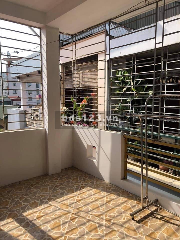Nhà Võ Chí Công đầu Hoàng Quốc Việt, full nội thất