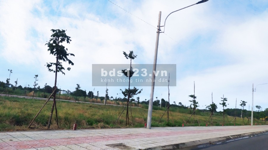 Bán đất gần KCN Cầu Tràm cách MT Đinh Đức Thiện 300m giá F0 từ CĐT chỉ 17tr/m2