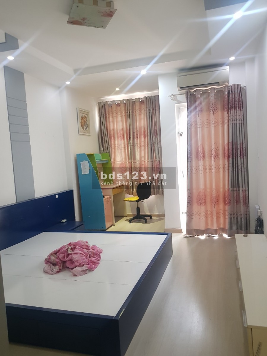 Cho thuê nhà đầy đủ nội thất đường Hoàng Hoa Thám Tân Bình