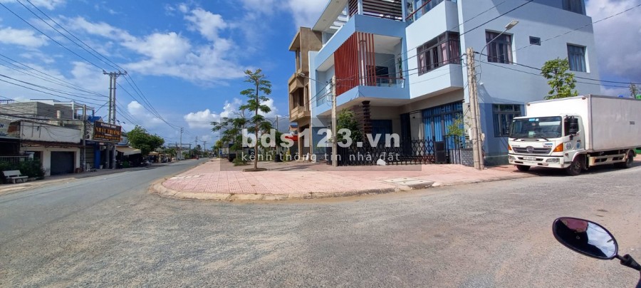 Đất nền mặt tiền chợ giá rẻ, liền kề trường học