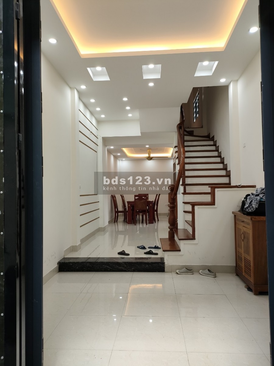 Con Dâu Bán Nhà Mẹ Chồng Lên Phố Ở - Vũ Ngọc Phan 40m, 5 Tầng, Giá nhỉnh 5 tỷ