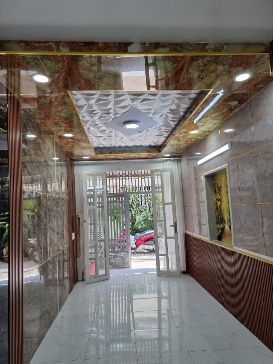 Bán nhà phố 2 lầu 2020/50/8A Huỳnh Tấn Phát,Thị trấn Nhà Bè.