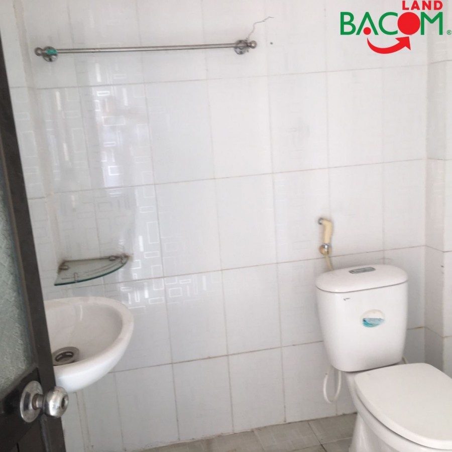 Bán nhà lầu đẹp dt 5 x 16 đường ôtô gần chợ Tân Phong, Biên Hòa, chỉ 2ty8