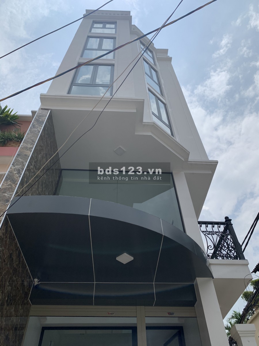 Cho thuê NHÀ NGUYÊN CĂN LÀM VĂN PHÒNG, SPA nằm đối diện CV HOÀNG VĂN THỤ P1, TÂN BÌNH