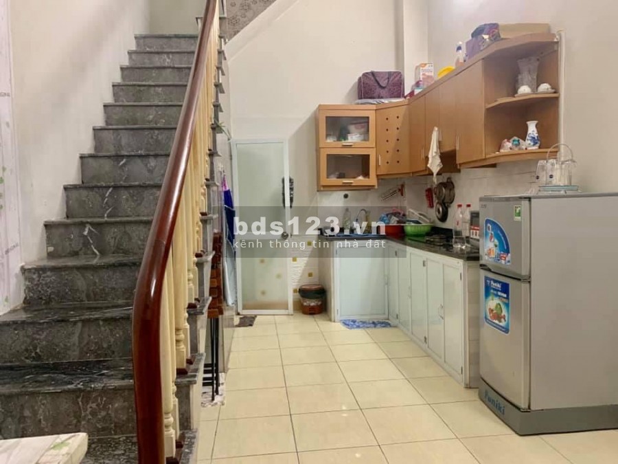 BÁN NHÀ PHỐ VỌNG ĐI BỘ RA TRƯỜNG KINH TẾ QUỐC DÂN
