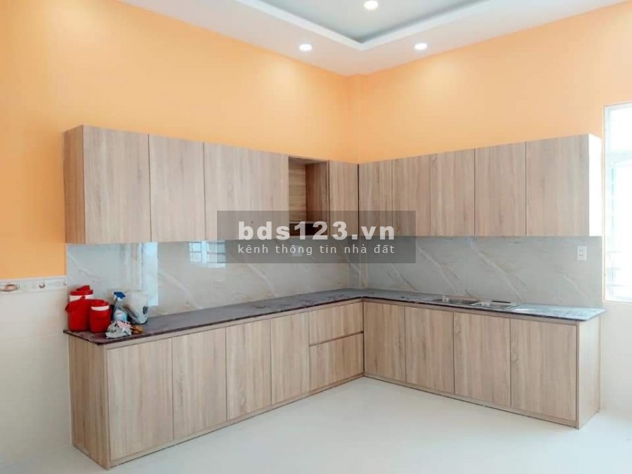 Nhà trong khu dân cư 5x20m2 chính chủ 2.1 tỷ