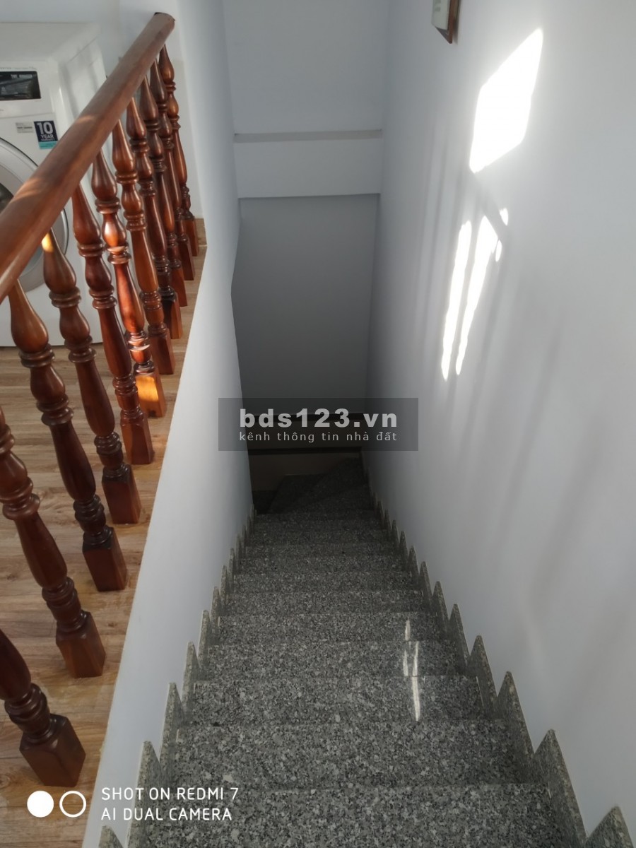 Kẹt tiền bán nhà hẽm 606 Quốc Lộ 13 Hiệp Bình Phước Thủ đức Lh 0909 41 67 68