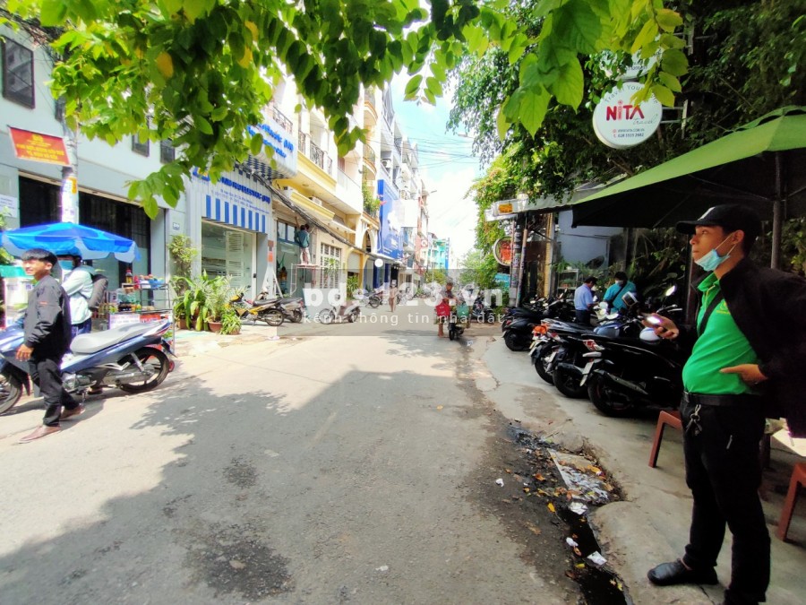 CHDV Trần Bình Trọng 4x23m, nở hậu 5m. 5p 5wc