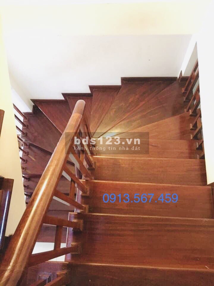 Nguyễn Sơn Nhà đẹp Khu VIP T/cục Hàng Không Nội thất 100% gỗ Lim, giá 3.75 tỷ