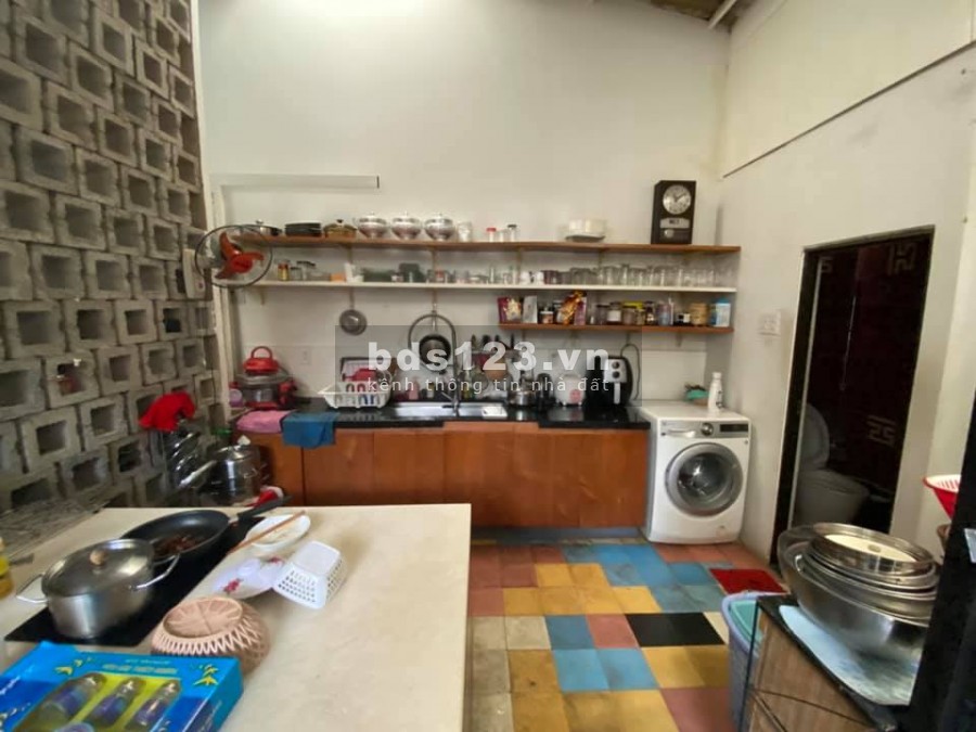 Bán Nhà Phố Đường Nguyễn Thượng Hiền Quận Bình Thạnh. DT: 105m2. LH: 0932155399.