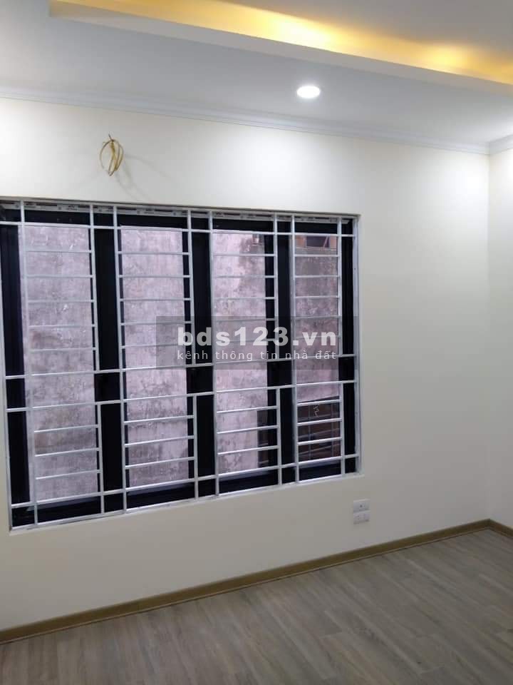 NHÀ CỰC ĐẸP TRẦN CUNG, 39M, 5 TẦNG, MẶT TIỀN RỘNG 5m, GIÁ NHỈNH 2 tỷ