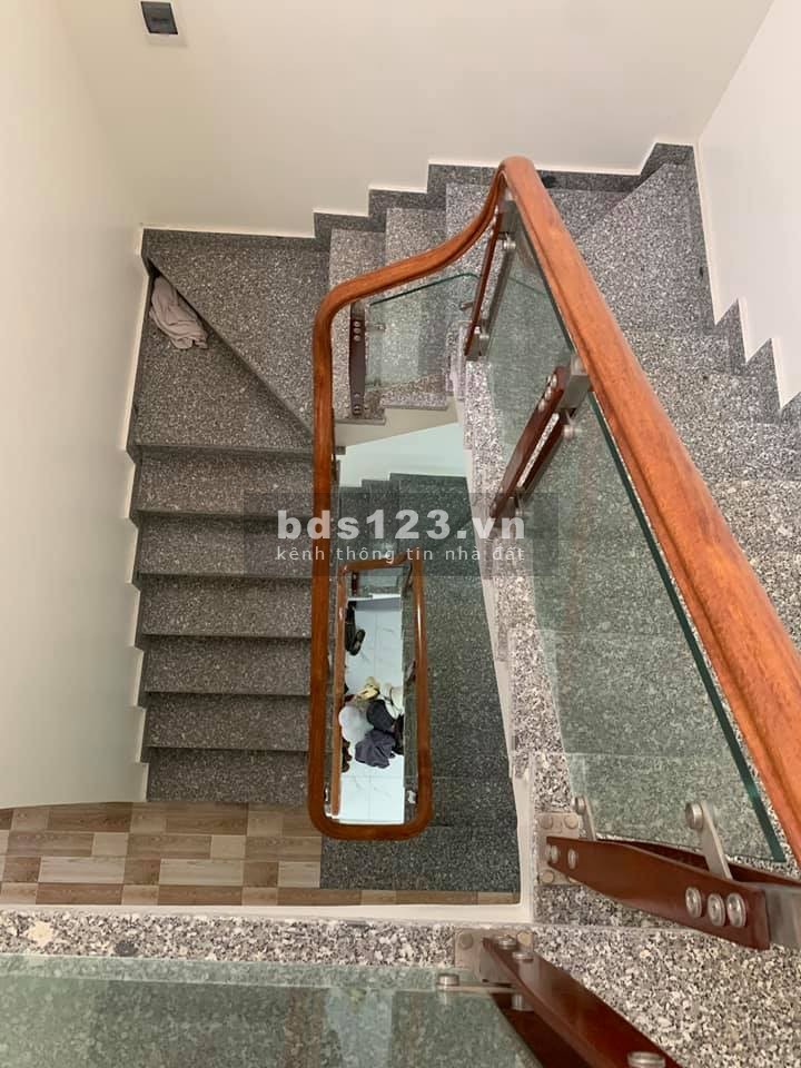 BÁN NHÀ 3 TẦNG TẠI HÙNG VƯƠNG, HỒNG BÀNG