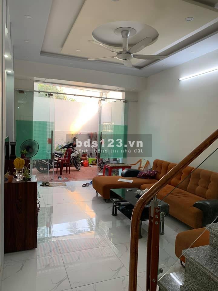 BÁN NHÀ 3 TẦNG TẠI HÙNG VƯƠNG, HỒNG BÀNG