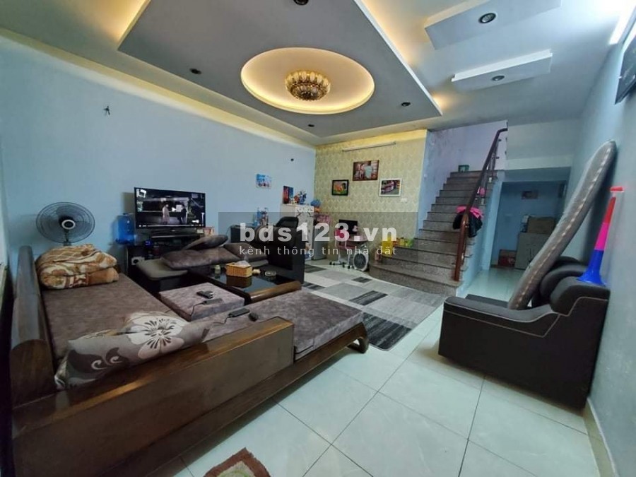 Diện tich 52m2 phố Trương Định