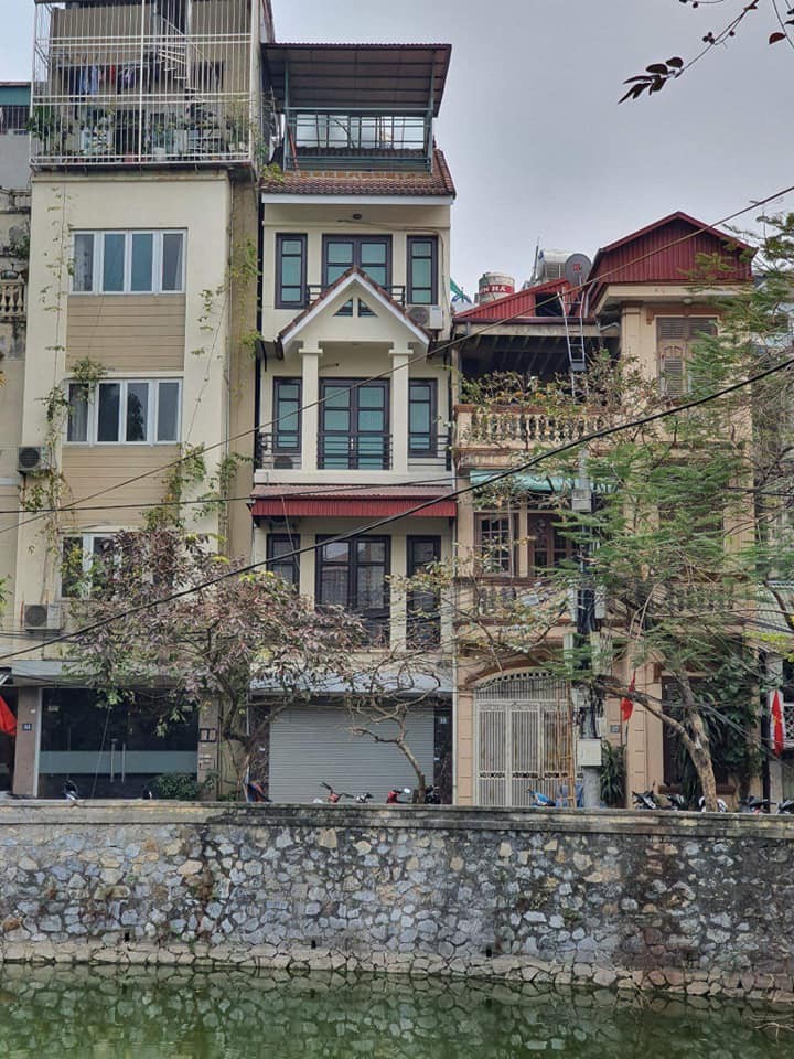 Bán Nhà 41m2 x 5 Tầng, View Hồ, Ô Tô Tránh, Kinh Doanh Sầm Uất Phố Tây Sơn Chỉ 7.9 Tỷ.