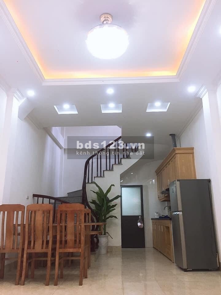 BÁN NHÀ LÔ GÓC PHAN ĐÌNH GIÓT 5 TẦNG CHỈ 2.98 TỶ